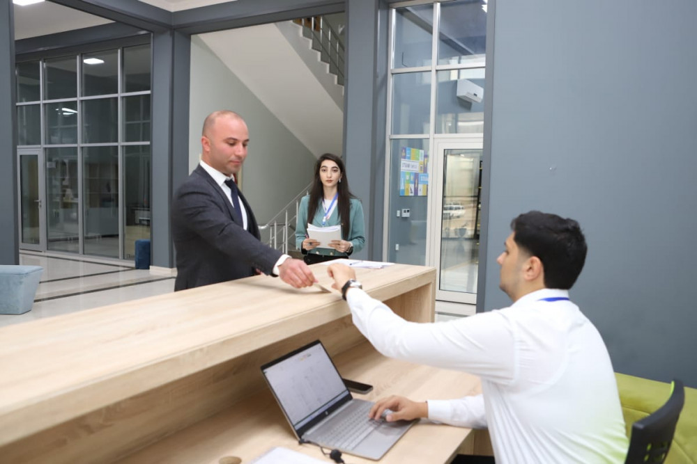 Naxçıvanda bəzi təhsil müəssisələrində direktor vəzifəsi üçün müsahibə mərhələsi yekunlaşıb<font color=red> - FOTOLAR</font>