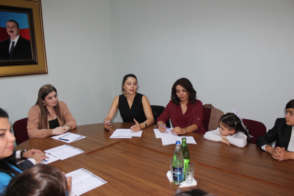  “Parlaq gələcək naminə”adlı layihənin iştirakçıları ilə silsilə tədbirlərə start verilib<font color=red> - FOTOLAR</font>