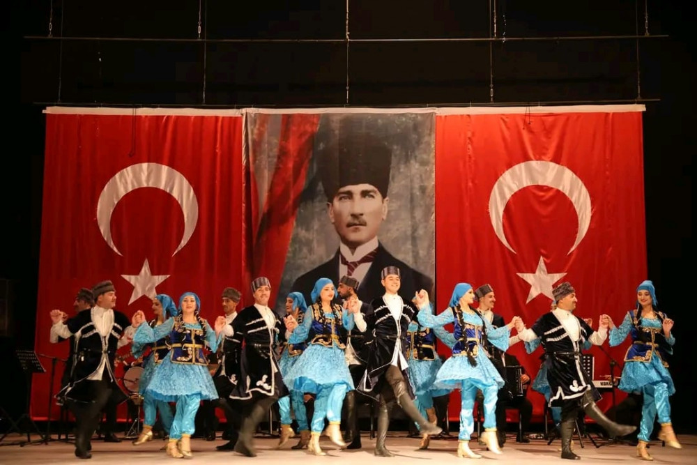 Naxçıvan Dövlət Filarmoniyası Türkiyədə konsert proqramı ilə çıxış edib<font color=red> - FOTOLAR</font>