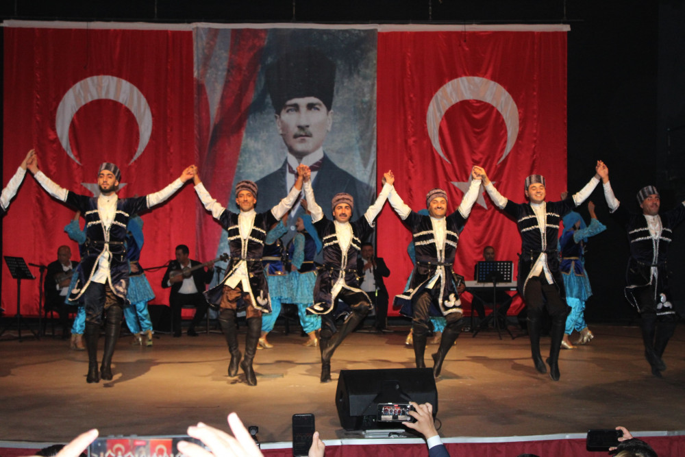Naxçıvan Dövlət Filarmoniyası Türkiyədə konsert proqramı ilə çıxış edib<font color=red> - FOTOLAR</font>