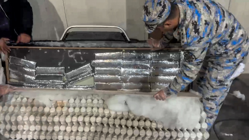 İrandan Bolqarıstana narkotik vasitə aparan sürücü Naxçıvanda saxlanılıb<font color=red> - FOTOLAR</font>