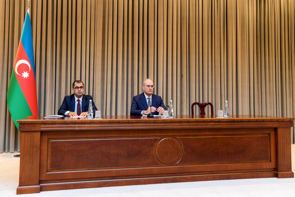 Ali Məclisin iclası keçirilib<font color=red> - FOTOLAR</font>