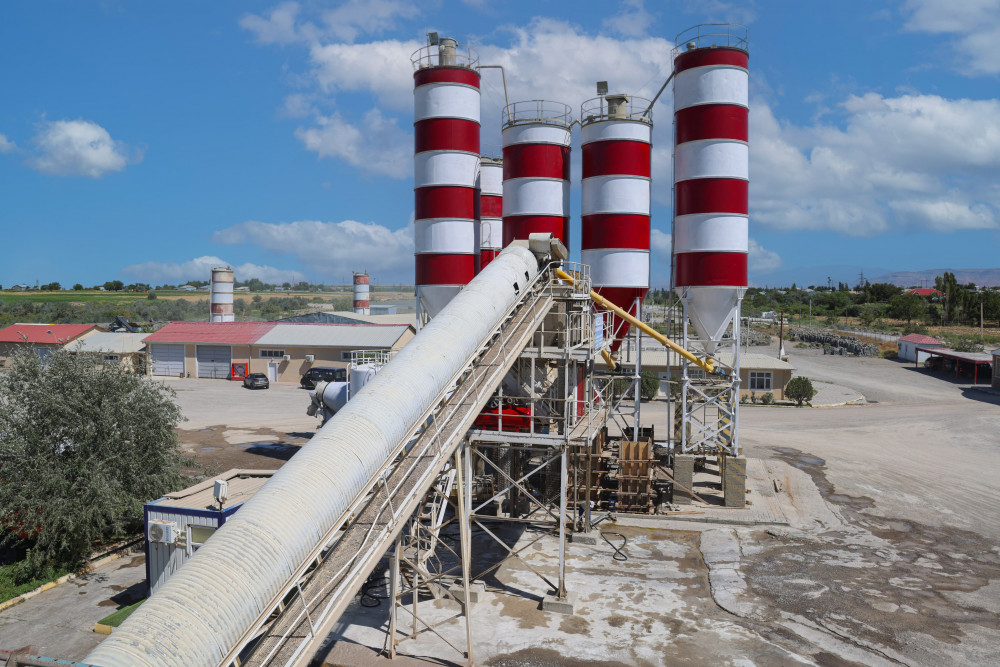 Naxçıvanda infrastruktur üçün keyfiyyətli təməl <font color=red> - FOTOLAR</font>