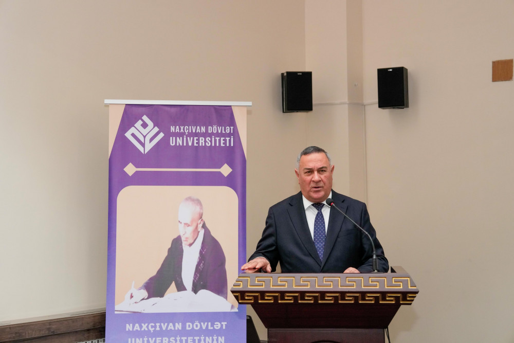 Naxçıvan Dövlət Universitetinin ilk rektoru Əli Əliyevin 120 illiyi qeyd olunub<font color=red> - FOTOLAR</font>