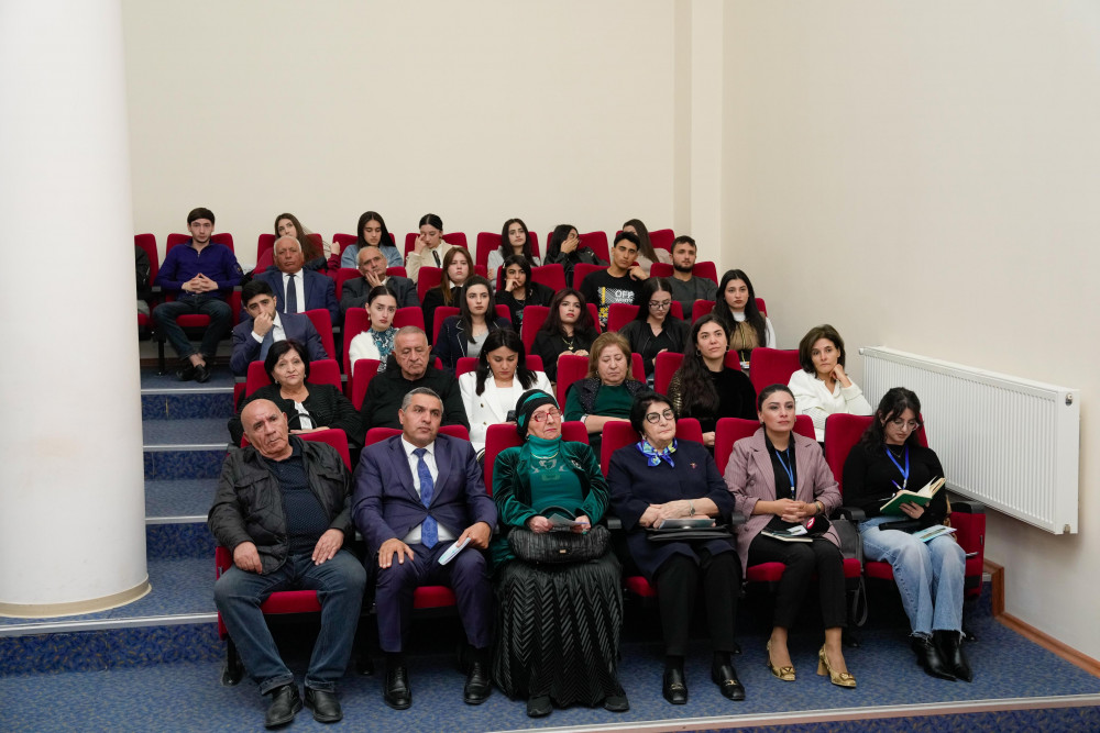 Naxçıvan Dövlət Universitetinin ilk rektoru Əli Əliyevin 120 illiyi qeyd olunub<font color=red> - FOTOLAR</font>