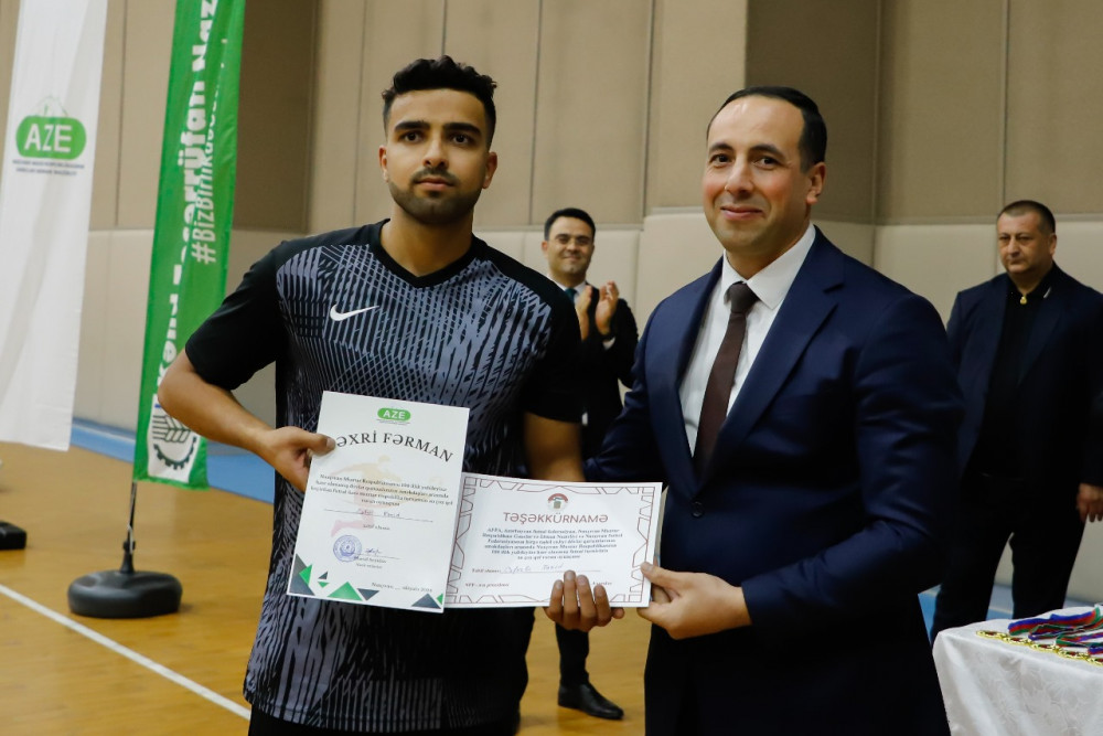 Naxçıvanda keçirilən futzal turnirinin qalibi bəlli olub<font color=red> - FOTOLAR</font>