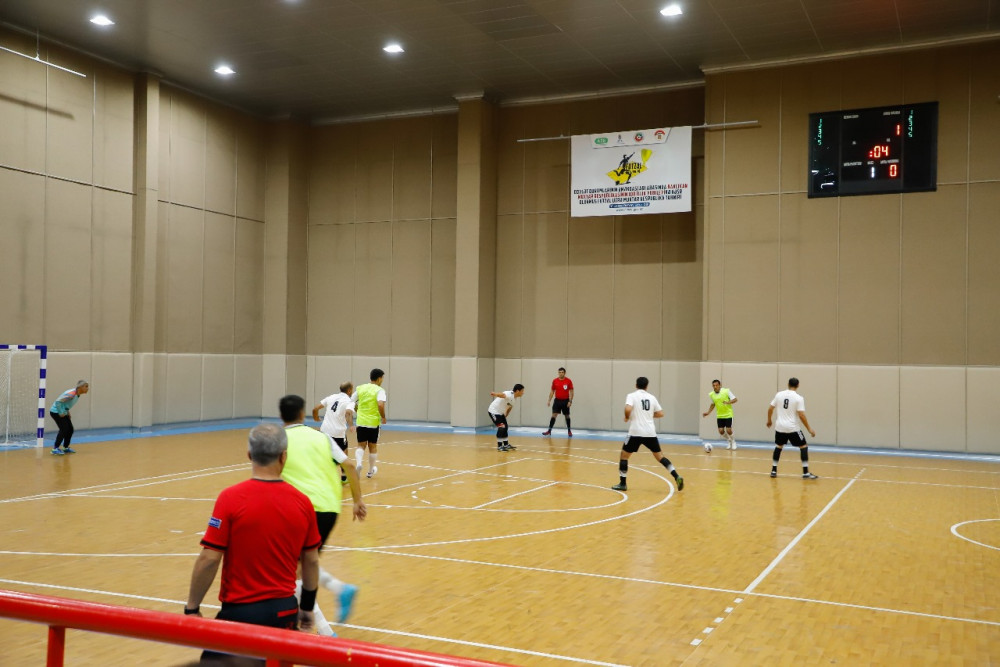 Naxçıvanda keçirilən futzal turnirinin qalibi bəlli olub<font color=red> - FOTOLAR</font>