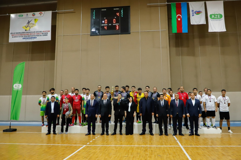 Naxçıvanda keçirilən futzal turnirinin qalibi bəlli olub<font color=red> - FOTOLAR</font>