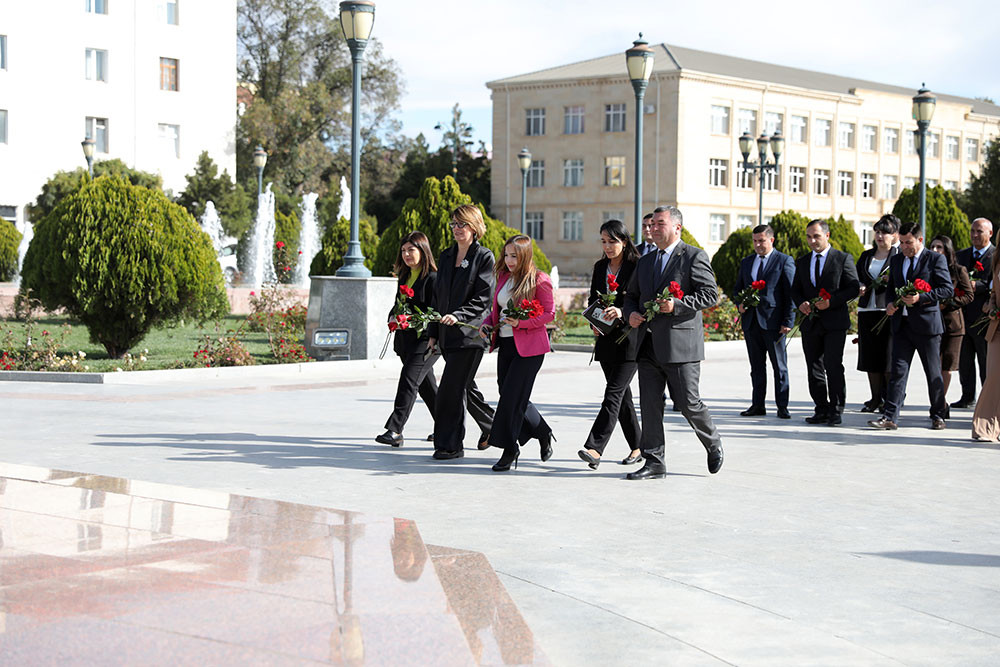 Naxçıvan şəhərində yerləşən Heydər Əliyev Muzeyində “Heydər Əliyev və Azərbaycanın yeni enerji strategiyası” bölməsinin açılışı olub <font color=red> - FOTOLAR</font>