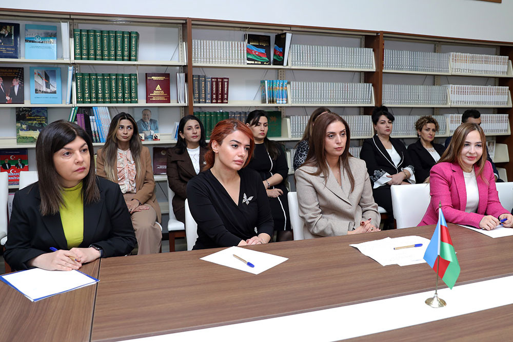 Naxçıvan şəhərində yerləşən Heydər Əliyev Muzeyində “Heydər Əliyev və Azərbaycanın yeni enerji strategiyası” bölməsinin açılışı olub <font color=red> - FOTOLAR</font>