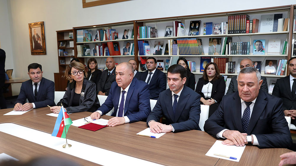 Naxçıvan şəhərində yerləşən Heydər Əliyev Muzeyində “Heydər Əliyev və Azərbaycanın yeni enerji strategiyası” bölməsinin açılışı olub <font color=red> - FOTOLAR</font>