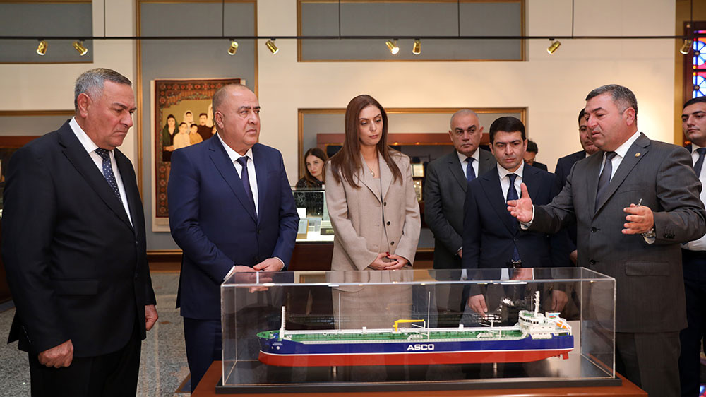 Naxçıvan şəhərində yerləşən Heydər Əliyev Muzeyində “Heydər Əliyev və Azərbaycanın yeni enerji strategiyası” bölməsinin açılışı olub <font color=red> - FOTOLAR</font>