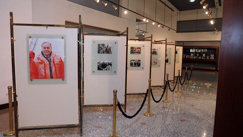 Naxçıvan şəhərində yerləşən Heydər Əliyev Muzeyində “Heydər Əliyev və Azərbaycanın yeni enerji strategiyası” bölməsinin açılışı olub <font color=red> - FOTOLAR</font>