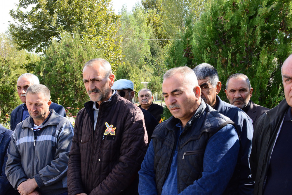 Vətən müharibəsi şəhidi Rasim Ramazanovun xatirəsi anılıb <font color=red> - FOTOLAR</font>