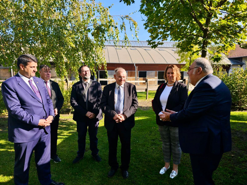 Naxçıvan Dövlət Universiteti ilə Con fon Neyman Universiteti arasında ikili diplom müqaviləsi imzalanıb<font color=red> - FOTOLAR</font>