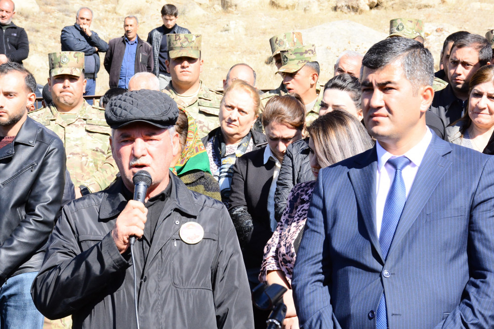 Şəhid leytenant Emin Sadiqovun xatirəsi anılıb<font color=red> - FOTOLAR</font>