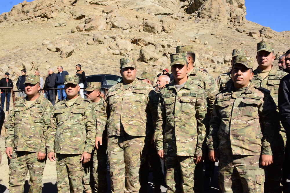 Şəhid leytenant Emin Sadiqovun xatirəsi anılıb<font color=red> - FOTOLAR</font>