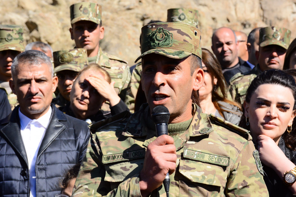 Şəhid leytenant Emin Sadiqovun xatirəsi anılıb<font color=red> - FOTOLAR</font>