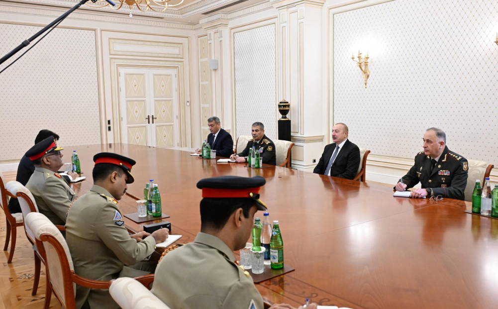 Prezident İlham Əliyev Pakistanın Birləşmiş Qərargah Rəisləri Komitəsinin sədrini qəbul edib<font color=red> - FOTOLAR</font>