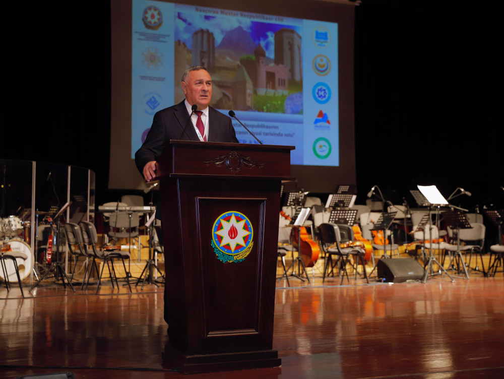 “Naxçıvan Muxtar Respublikasının yaranmasının Azərbaycanın siyasi tarixində rolu” mövzusunda konfransın açılış tədbiri keçirilib<font color='red'> - YENİLƏNİB</font><font color=red> - FOTOLAR</font>