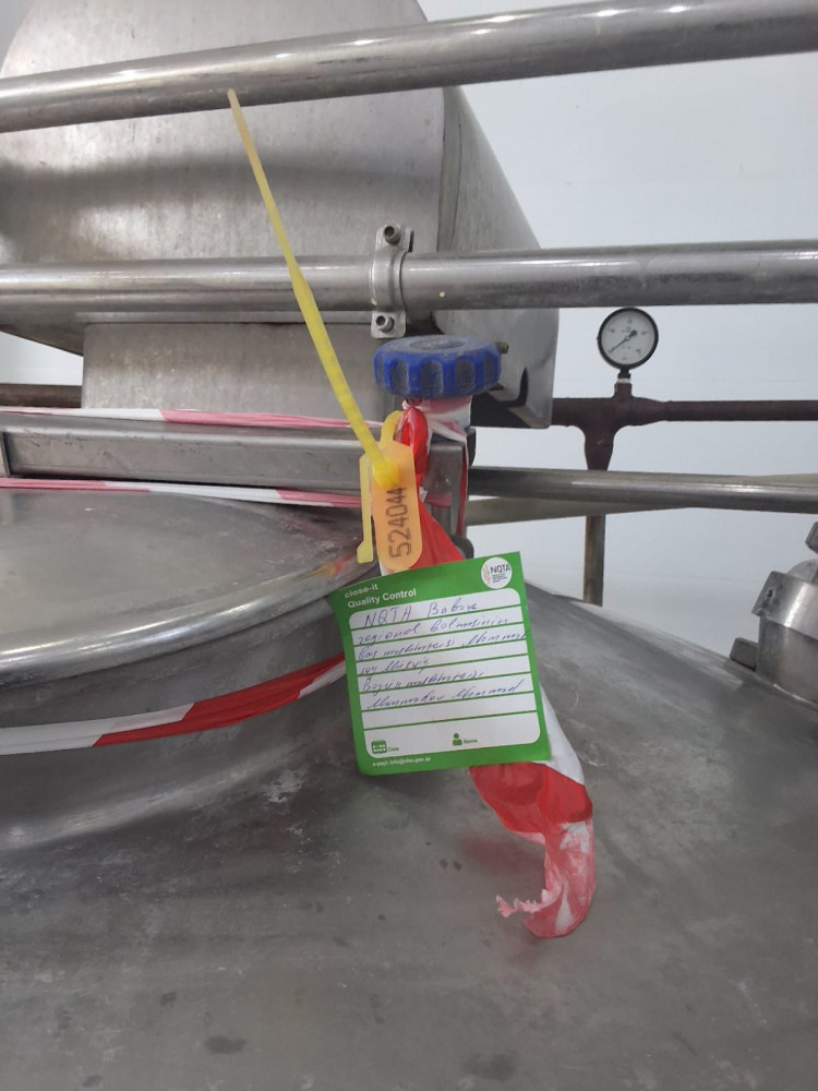 Naxçıvanda süd emalı sexinin fəaliyyəti məhdudlaşdırılıb<font color=red> - FOTOLAR</font>