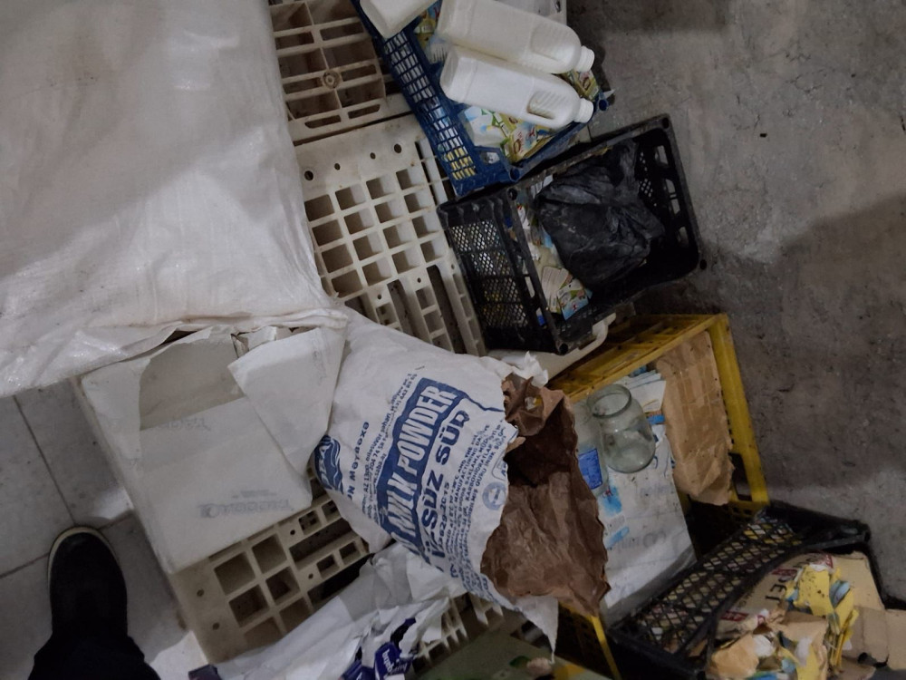 Naxçıvanda süd emalı sexinin fəaliyyəti məhdudlaşdırılıb<font color=red> - FOTOLAR</font>