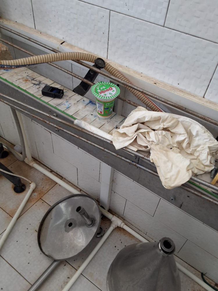 Naxçıvanda süd emalı sexinin fəaliyyəti məhdudlaşdırılıb<font color=red> - FOTOLAR</font>