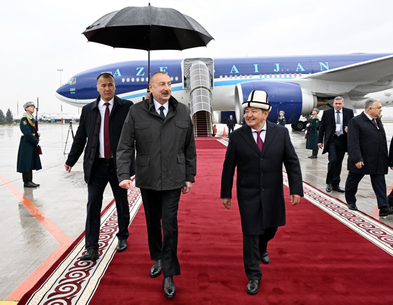 Prezident İlham Əliyev Qırğızıstanda səfərdədir<font color='red'> - YENİLƏNƏCƏK</font><font color=red> - FOTOLAR</font>