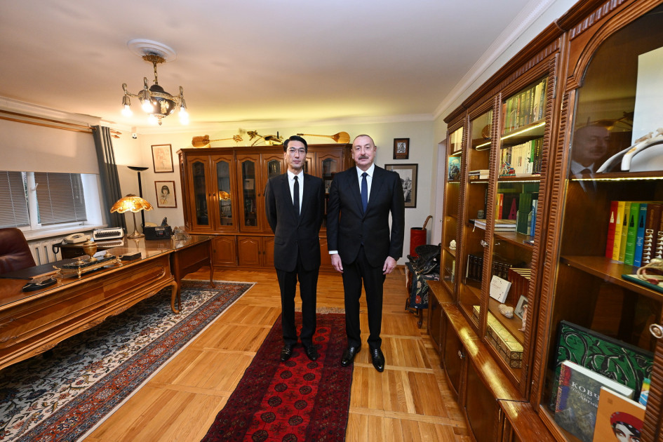 Prezident İlham Əliyevə “Çingiz Aytmatov” ordeni təqdim edilib<font color=red> - FOTOLAR</font>