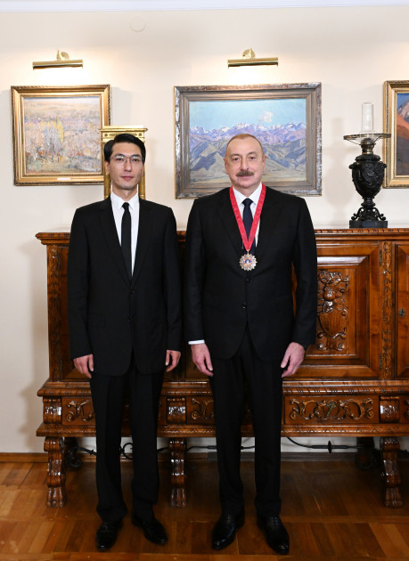 Prezident İlham Əliyevə “Çingiz Aytmatov” ordeni təqdim edilib<font color=red> - FOTOLAR</font>