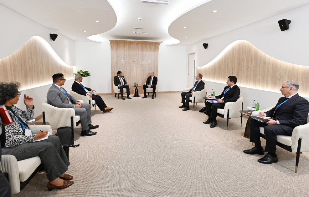 Prezident İlham Əliyev Surinam Prezidenti ilə görüşüb<font color='red'> - YENİLƏNİB</font><font color=red> - FOTOLAR</font>