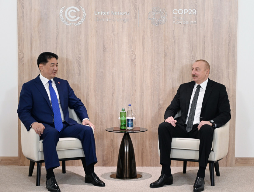 Prezident İlham Əliyev Monqolustan Prezidenti ilə görüşüb <font color='red'> - YENİLƏNİB</font><font color=red> - FOTOLAR</font>