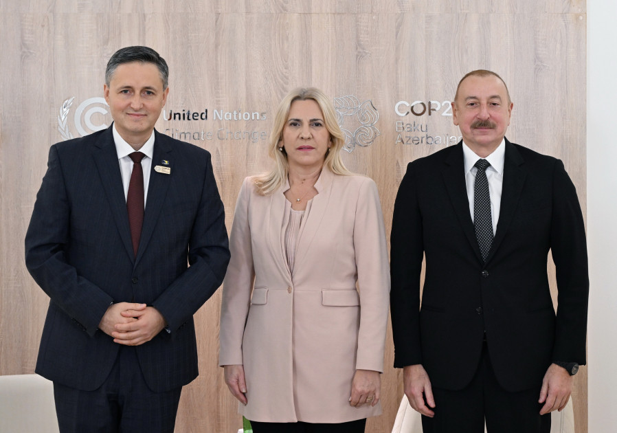 Prezident İlham Əliyev Bosniya və Herseqovinanın Rəyasət Heyətinin Sədri və üzvü ilə görüşüb<font color='red'> - YENİLƏNƏCƏK</font><font color=red> - FOTOLAR</font>