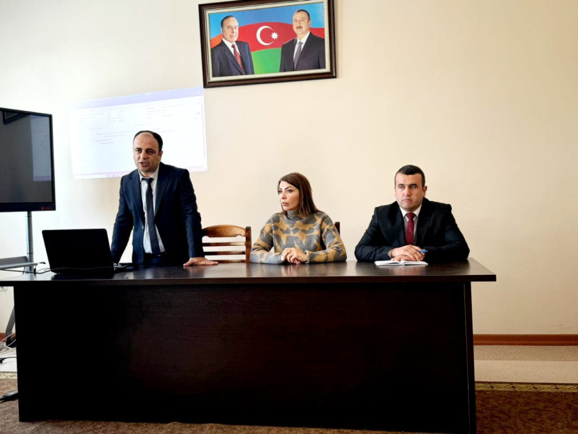 Naxçıvanda ümumtəhsil müəssisələrinin rəhbər işçiləri üçün təlimlərə start verilib<font color=red> - FOTOLAR</font>