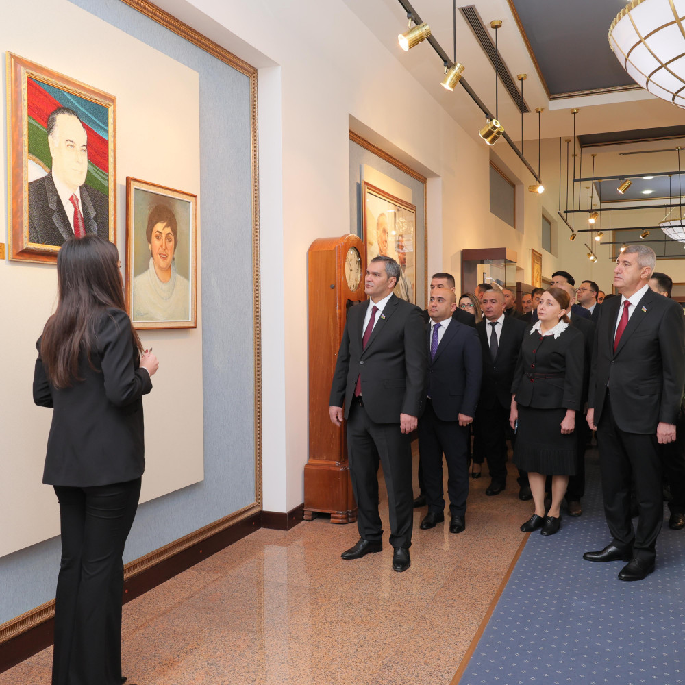 Naxçıvan Muxtar Respublikası Həmkarlar İttifaqları Şurasının yaranmasının 57 illiyi qeyd edilib<font color=red> - FOTOLAR</font>