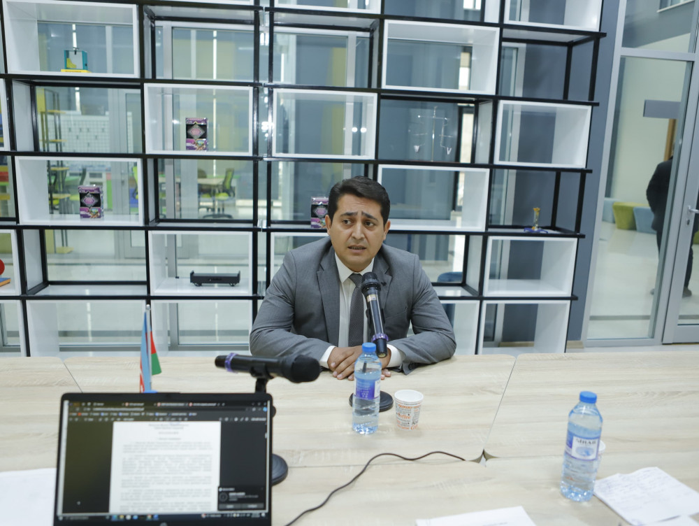 Naxçıvanda şagird sayı 151-500-dək olan ümumtəhsil müəssisələrinə vakant  direktor vəzifəsi üçün müsahibə mərhələsi təşkil olunub<font color=red> - FOTOLAR</font>