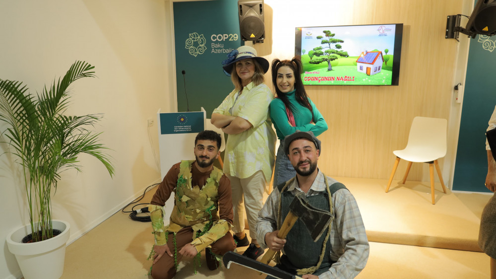Naxçıvan teatrının hazırladığı "Odunçunun nağılı" tamaşası COP29-da nümayiş etdirilib<font color=red> - VİDEO</font>