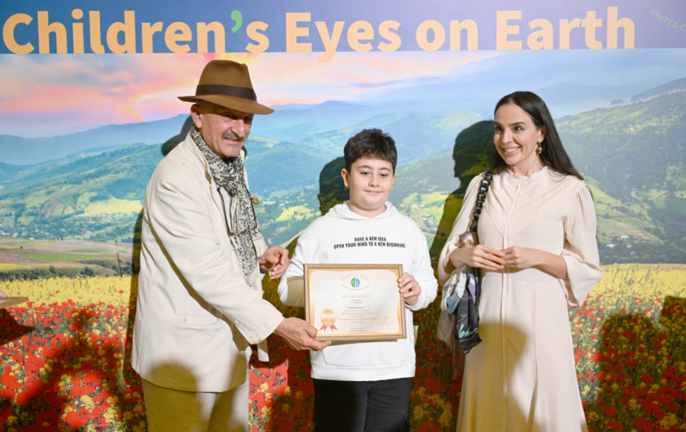 Heydər Əliyev Mərkəzində “Yer kürəsi uşaqların gözü ilə” fotosərgisi açılıb<font color=red> - FOTOLAR</font>