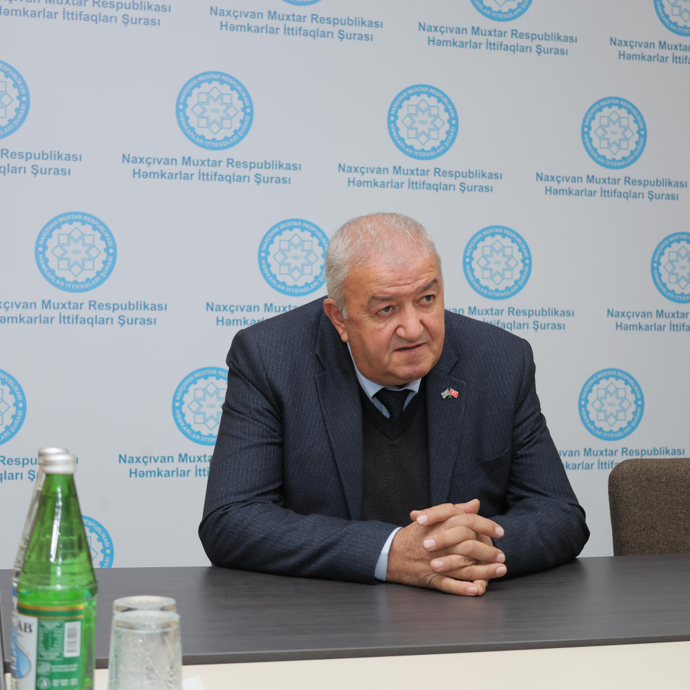 Naxçıvan MR Həmkarlar İttifaqları Şurası daha üç şəhid ailəsini sanotoriya yollayışı ilə təmin edib<font color=red> - FOTOLAR</font>