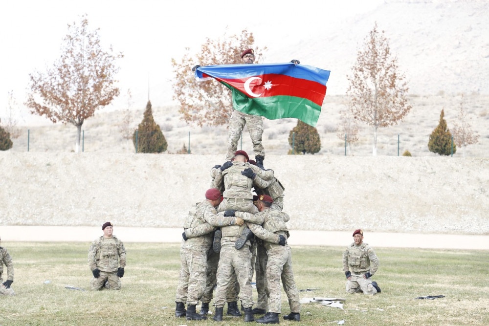 Naxçıvanda gənclərin hərbçilərlə ənənəvi görüşləri davam etdirilir<font color=red> - FOTOLAR</font>