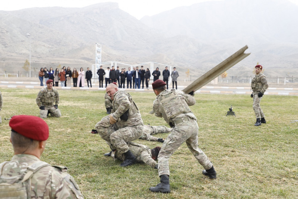 Naxçıvanda gənclərin hərbçilərlə ənənəvi görüşləri davam etdirilir<font color=red> - FOTOLAR</font>