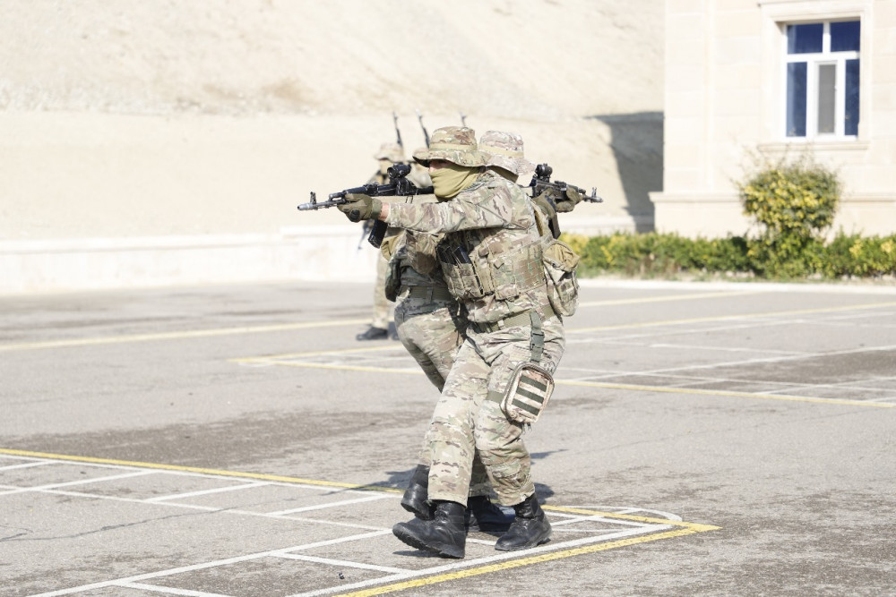 Naxçıvanda gənclərin hərbçilərlə ənənəvi görüşləri davam etdirilir<font color=red> - FOTOLAR</font>