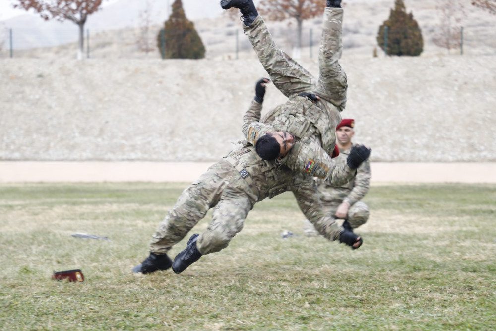 Naxçıvanda gənclərin hərbçilərlə ənənəvi görüşləri davam etdirilir<font color=red> - FOTOLAR</font>