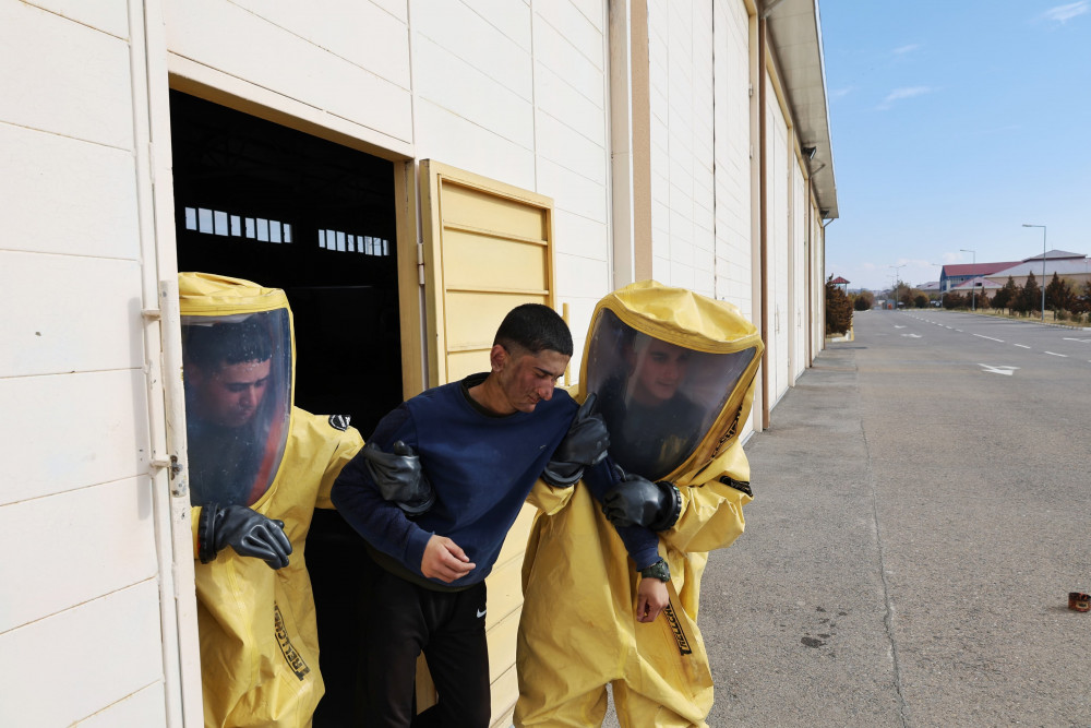 Naxçıvanda fövqəladə hallara dair taktiki-xüsusi təlim keçirilib<font color=red> - FOTOLAR</font>