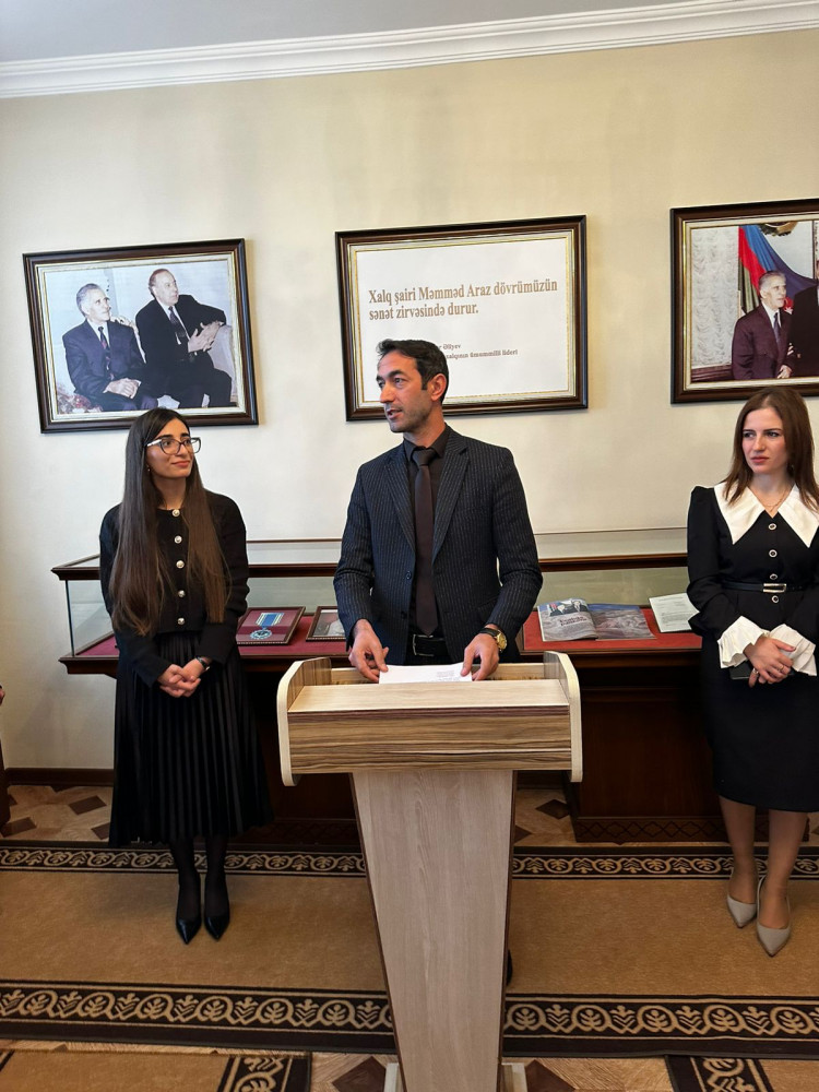 Xalq şairi Məmməd Arazın anım günü hörmətlə anılıb<font color=red> - FOTOLAR</font>