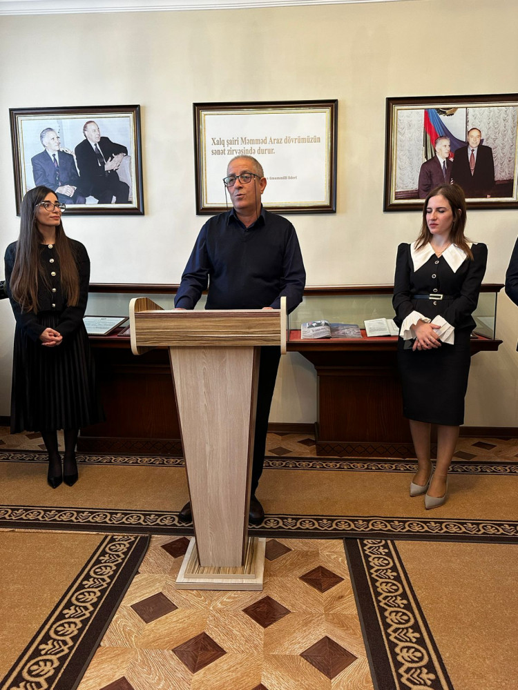 Xalq şairi Məmməd Arazın anım günü hörmətlə anılıb<font color=red> - FOTOLAR</font>