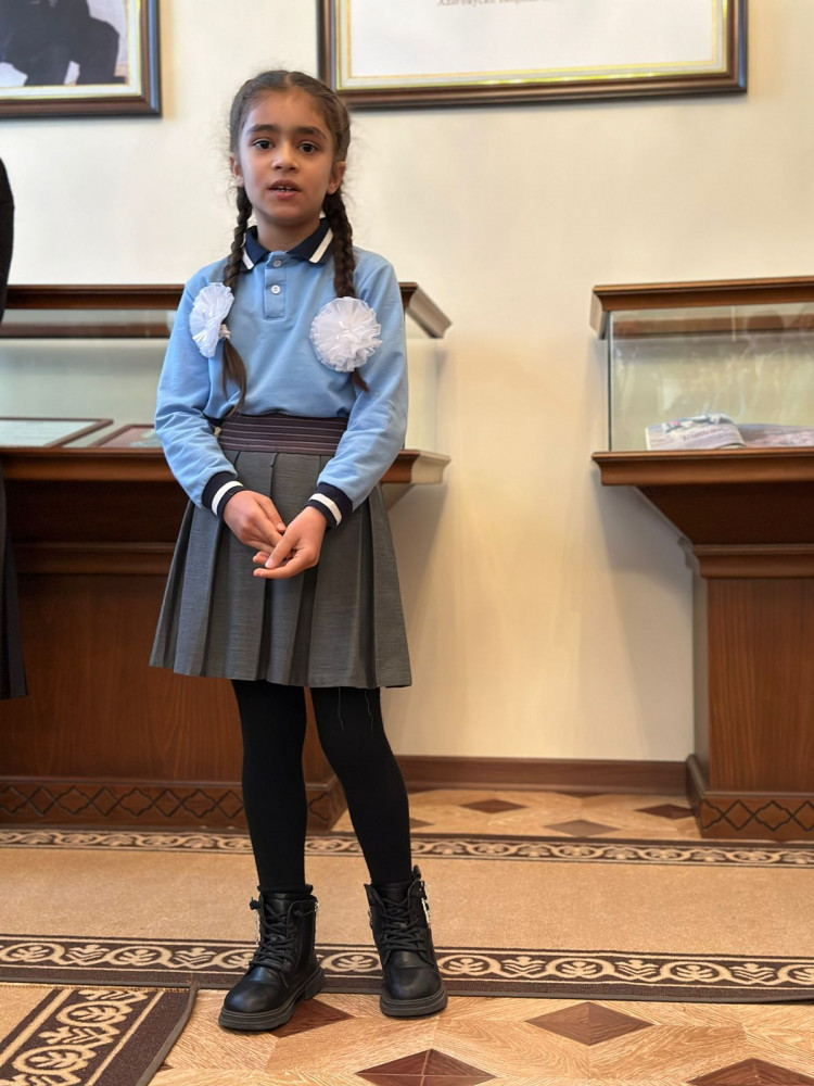 Xalq şairi Məmməd Arazın anım günü hörmətlə anılıb<font color=red> - FOTOLAR</font>