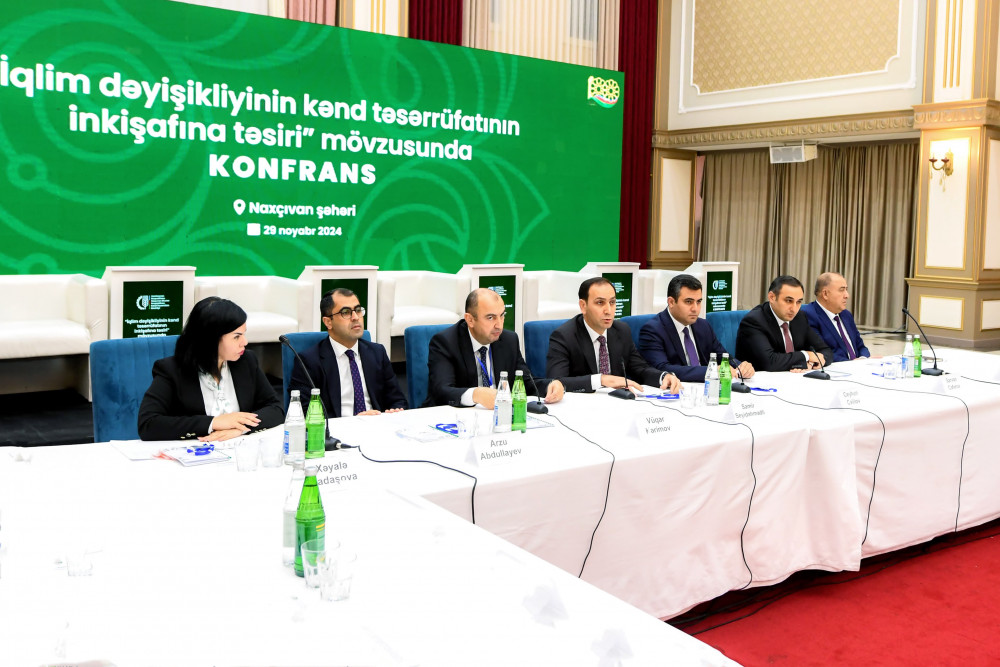 Naxçıvanda “İqlim dəyişikliyinin kənd təsərrüfatının  inkişafına təsiri” mövzusunda konfrans keçirilib<font color=red> - FOTOLAR</font>
