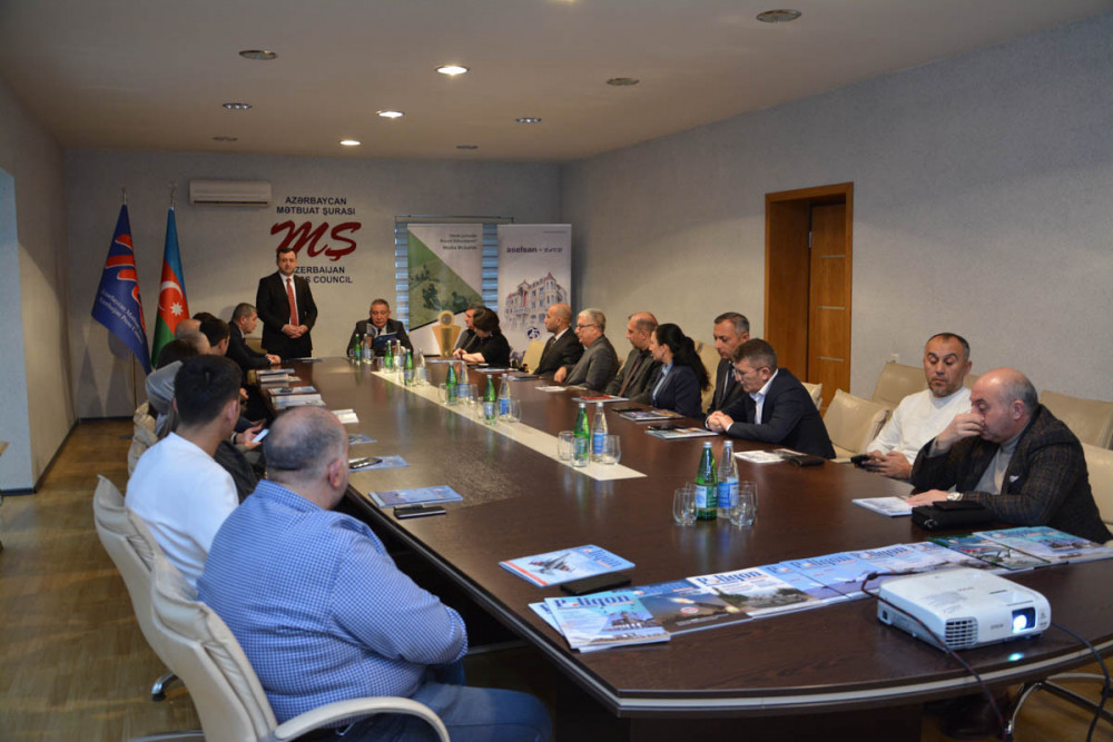 Naxçıvan televiziyasının əməkdaşı “Hərbi jurnalist Rəşad Süleymanov” Fəxri Diplomu ilə təltif edilib<font color=red> - FOTOLAR</font>