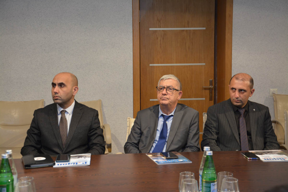 Naxçıvan televiziyasının əməkdaşı “Hərbi jurnalist Rəşad Süleymanov” Fəxri Diplomu ilə təltif edilib<font color=red> - FOTOLAR</font>